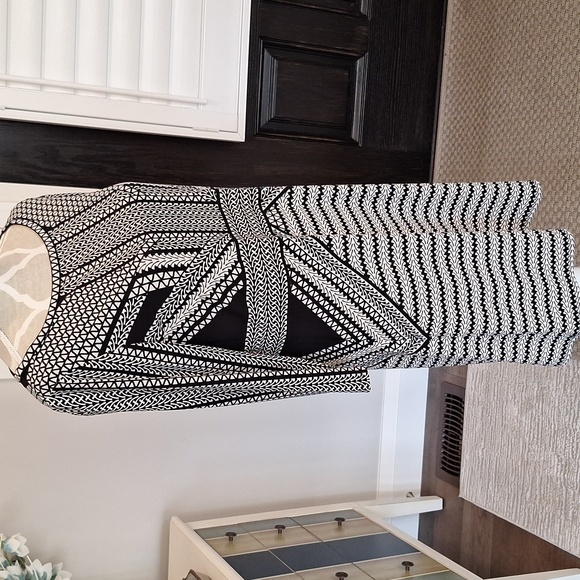 Max studio Geo print MIDI dress.[M] - Picture 2 of 4